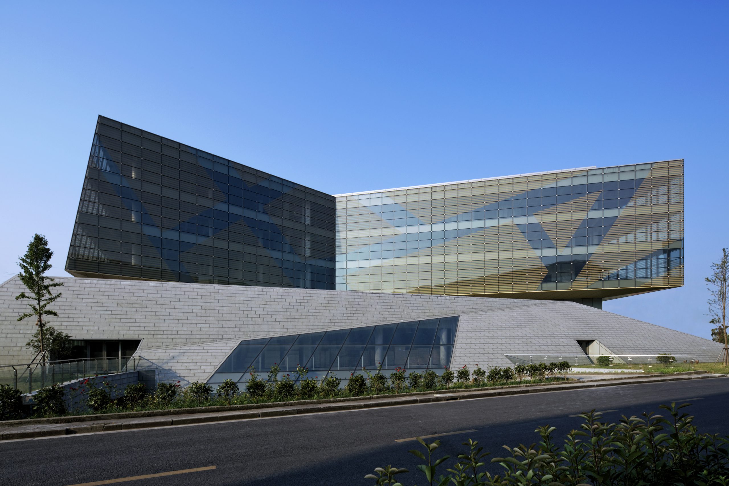 trụ sở chính của arte mundi